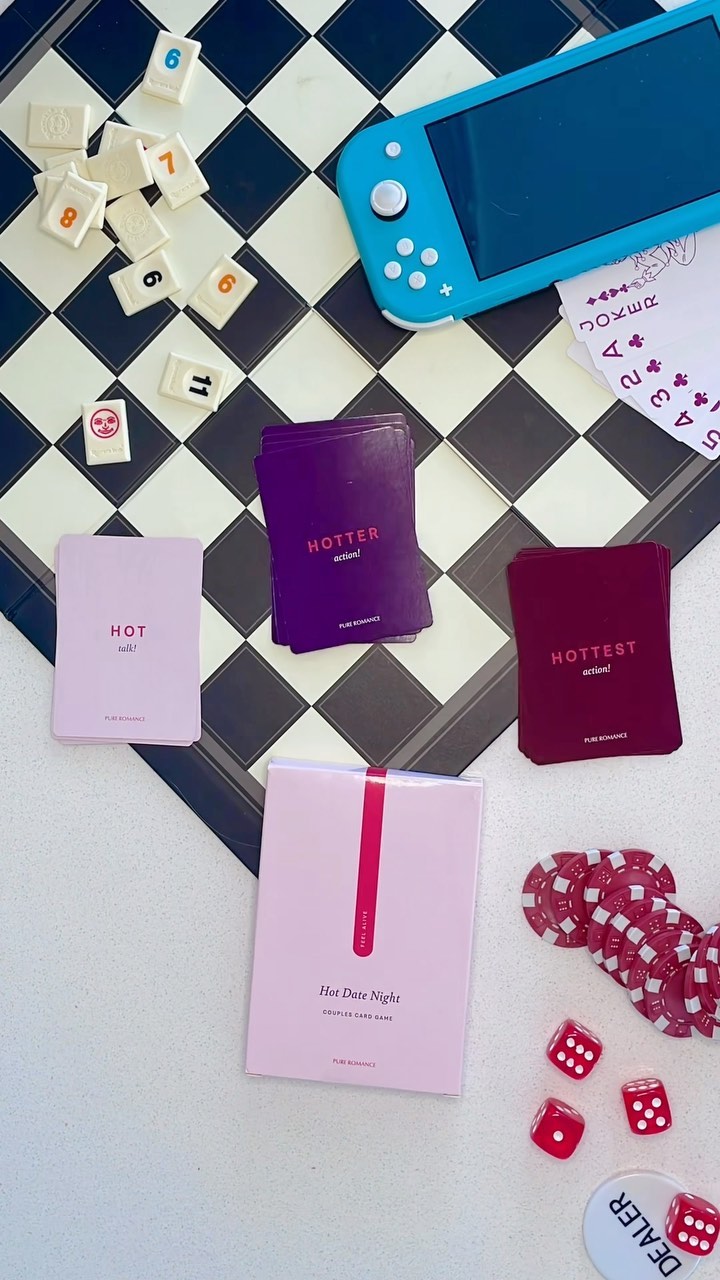 Hot Date Night - Couples Card Game - VALGINA.com