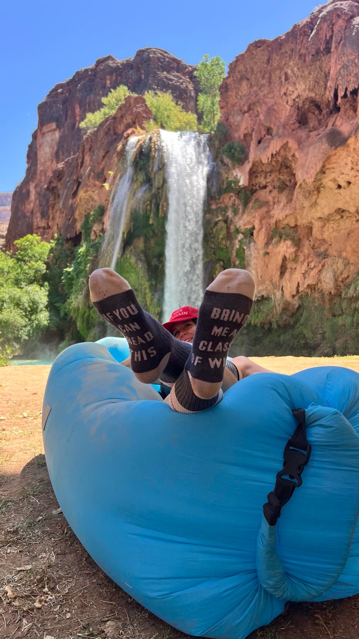 if you can read this bring me a beer wine socks
