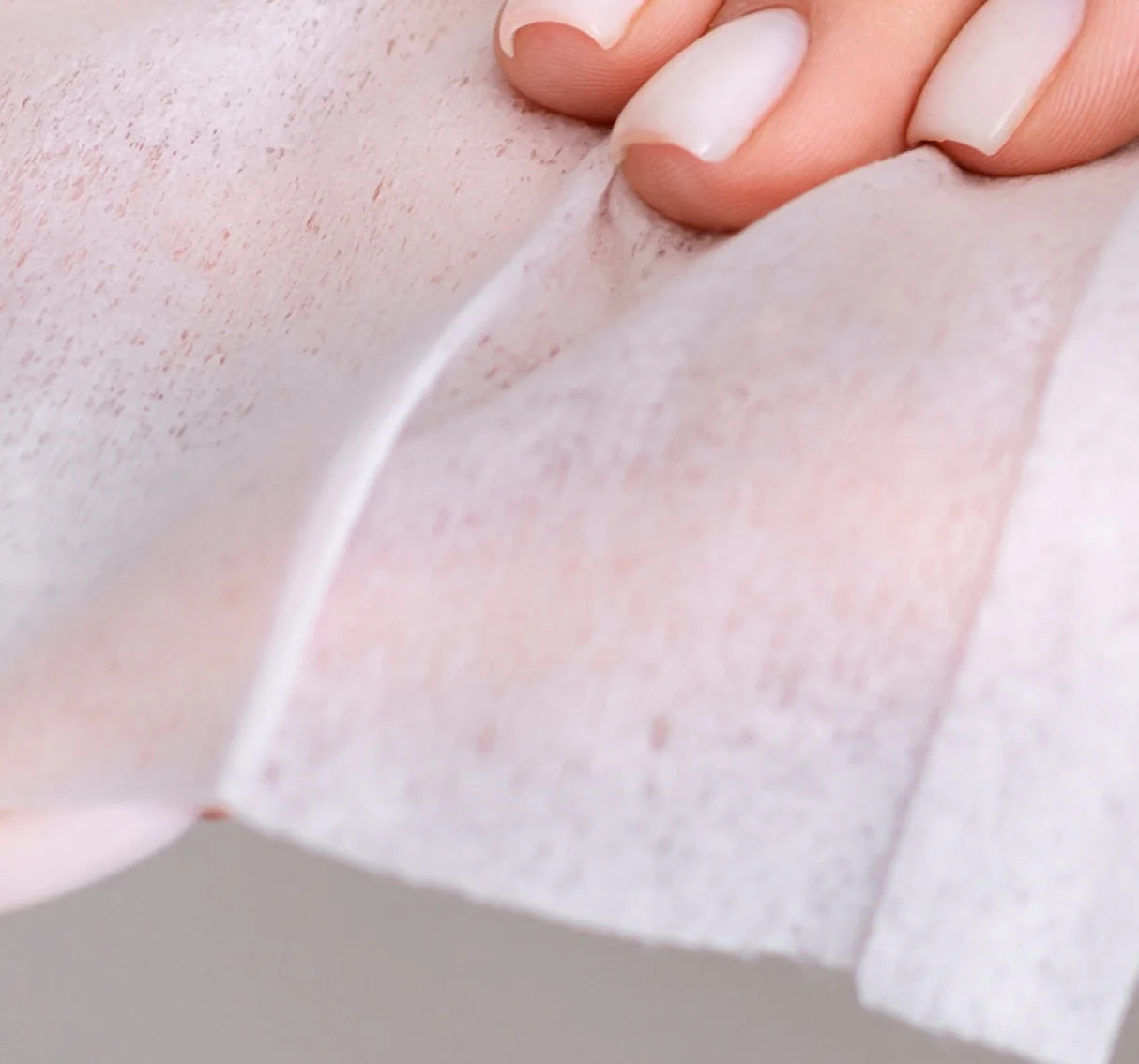 Beaver Butter Wipes - PH Balanced Intimate Feminine Wipes - Organic Aloe & Vanilla Fruit Water