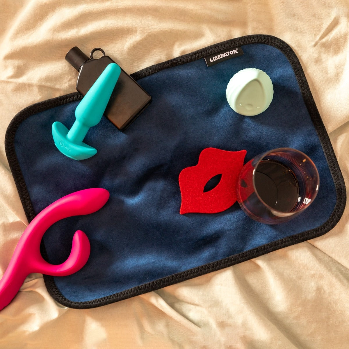 Fascinator Splashproof Throws