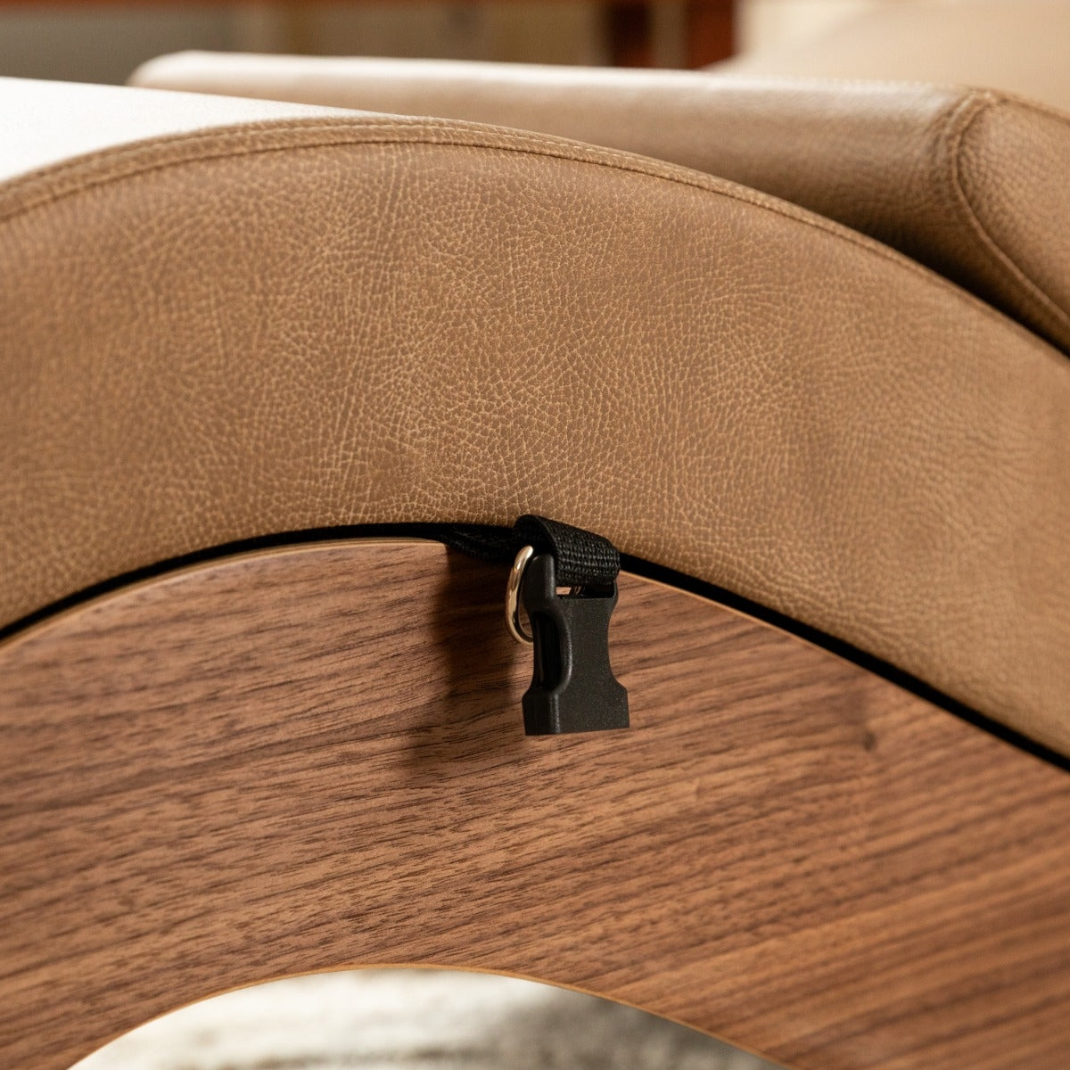 Supervio Tantric Chaise